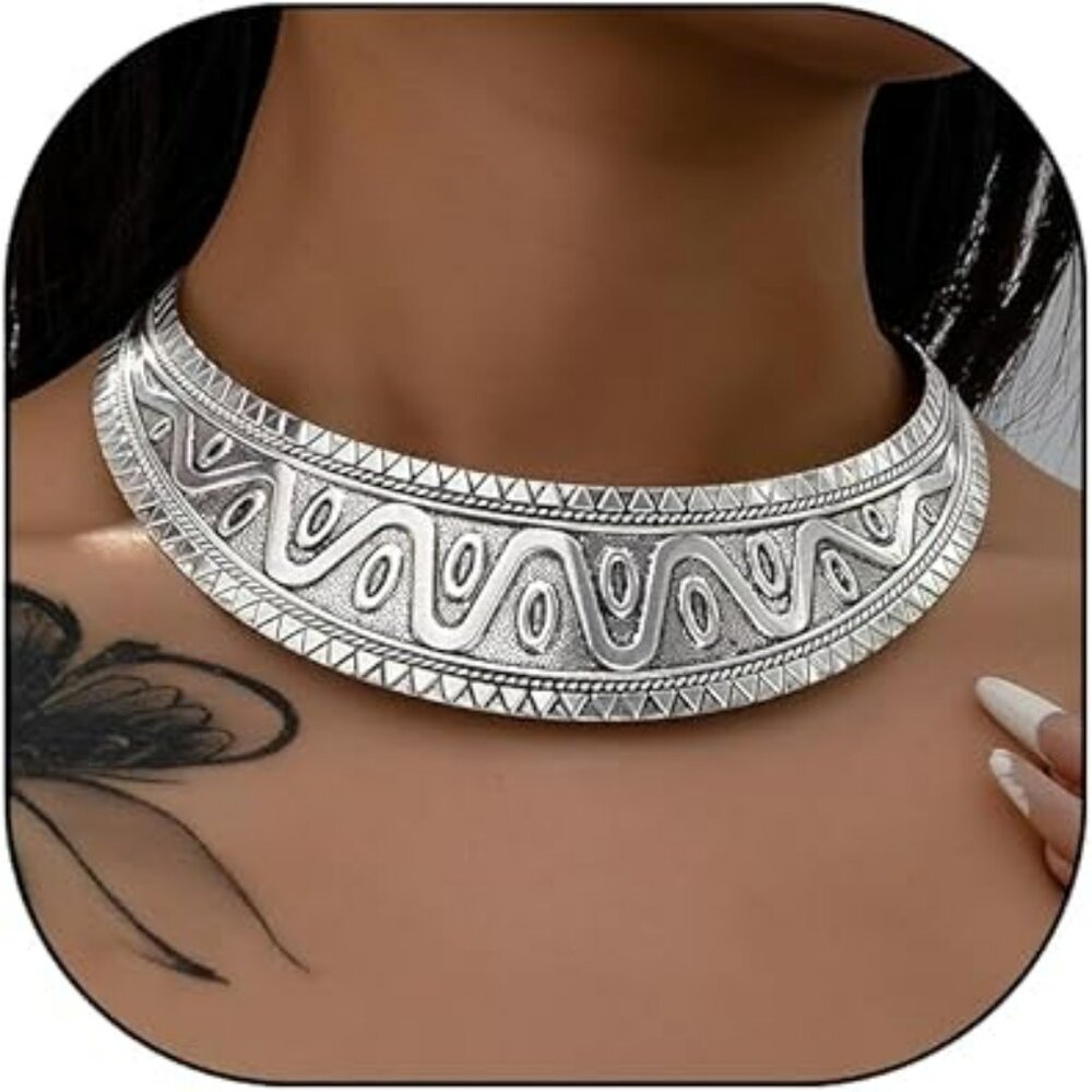 Silver Choker‎ Statement Necklace Metal with Embossed Design